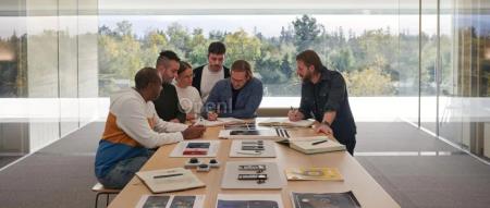 苹果又一重要设计师离职，Jony Ive 时代设计师几乎全部离开（iphone设计师游戏）